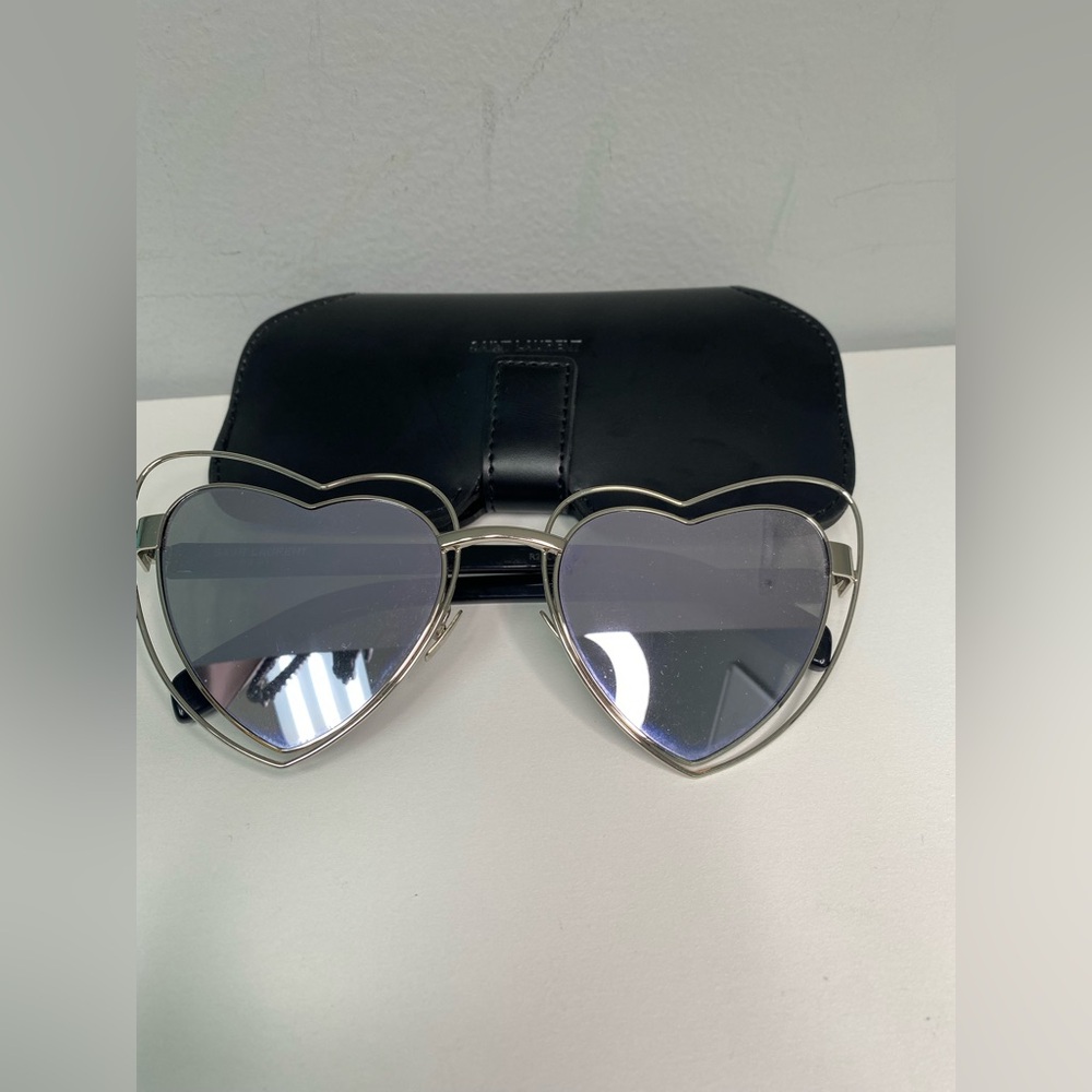 Luxury $600+Tax SAINT LAURENT YSL SL LOULOU Heart Shape /Black Grey Sunglasses